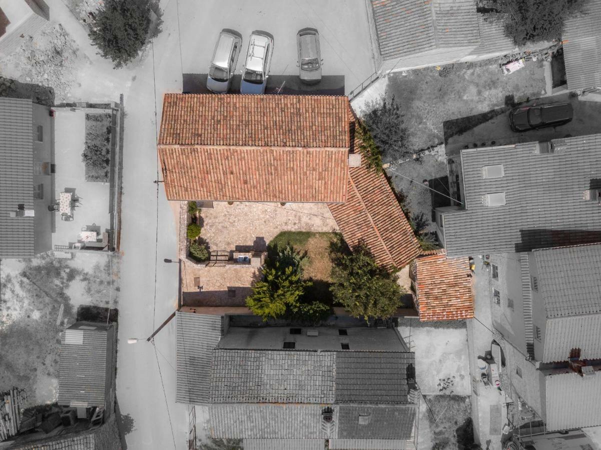 Lovely Stone With Private Garden And Terrace Holiday home *